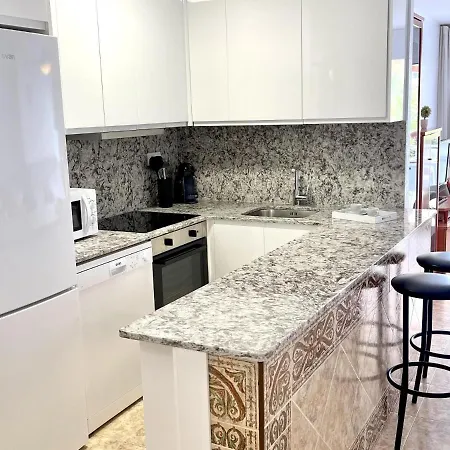 Apartbeach Cabo Menor Con Piscina Y Vistas Mar * Salou